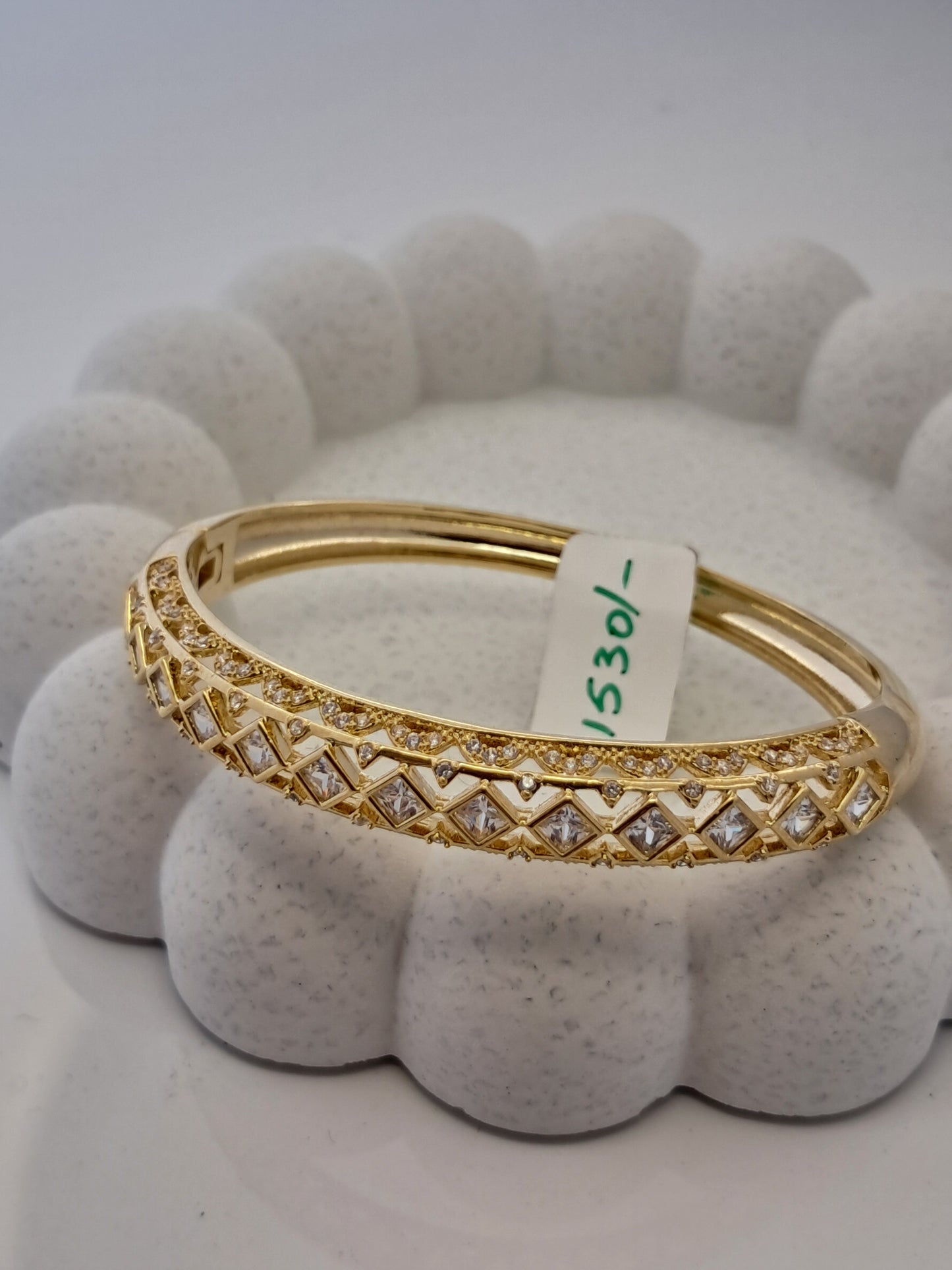 CZ Lattice Gold