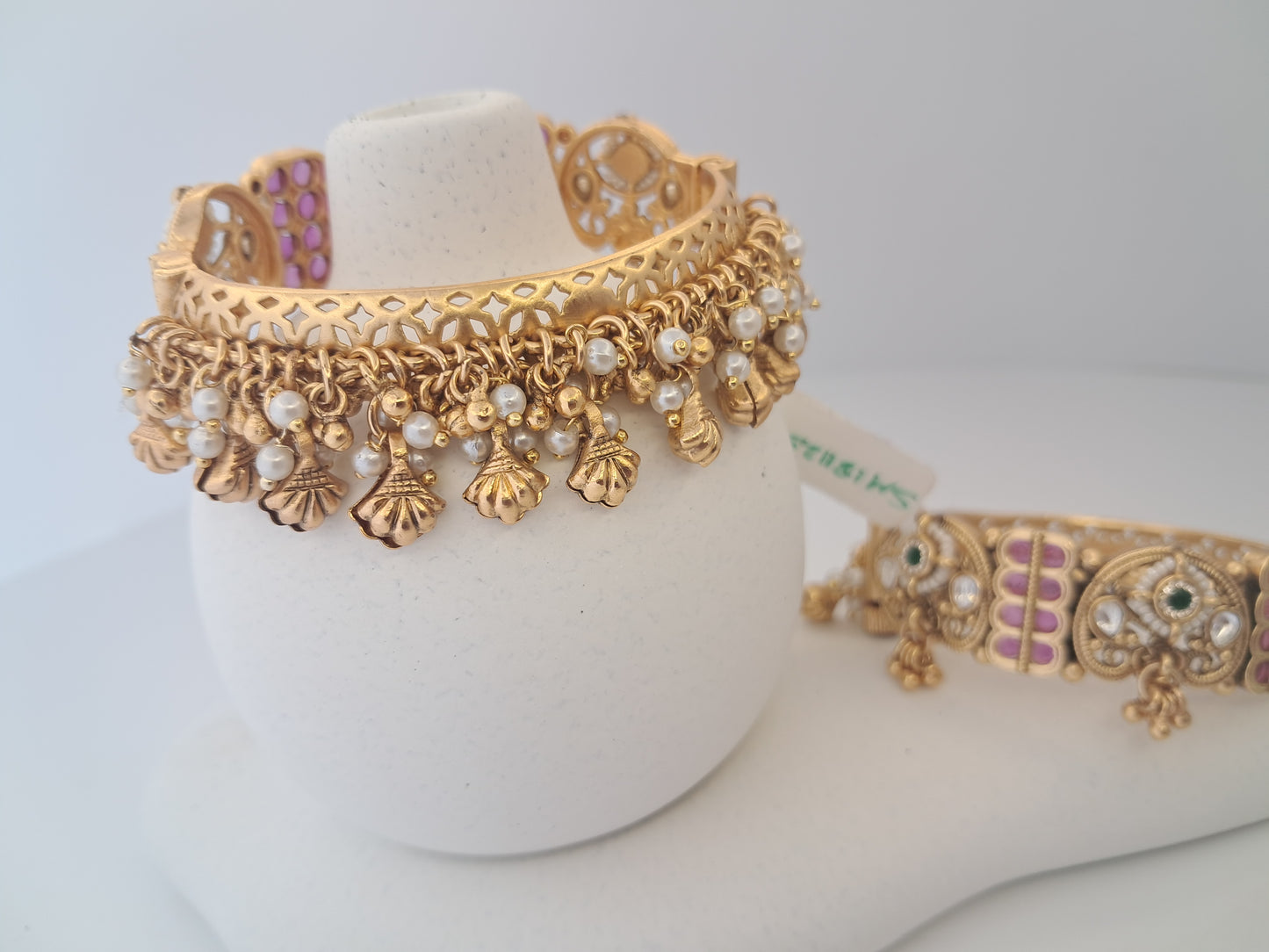 Royal Kundan Ghungroo Bangle