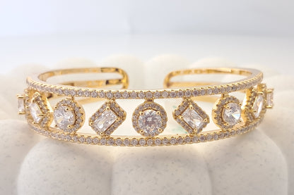Elara Round Bangles