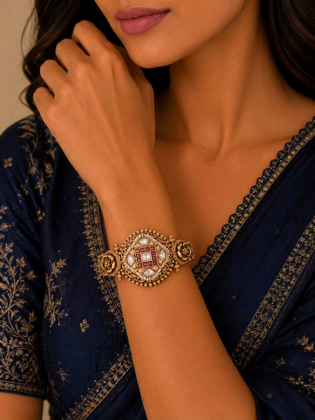 Antique Kundan Statement Kada