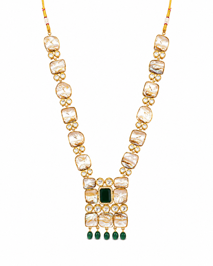 Emerald green haar necklace for sarees, lehengas and elegant festive styling by PRISTYN Jewels.