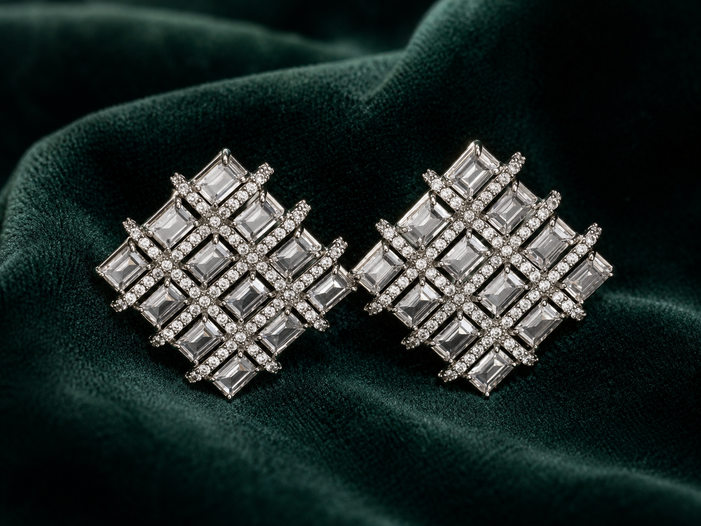 Aurielle | Vintage Crystal Halo Stud Earrings