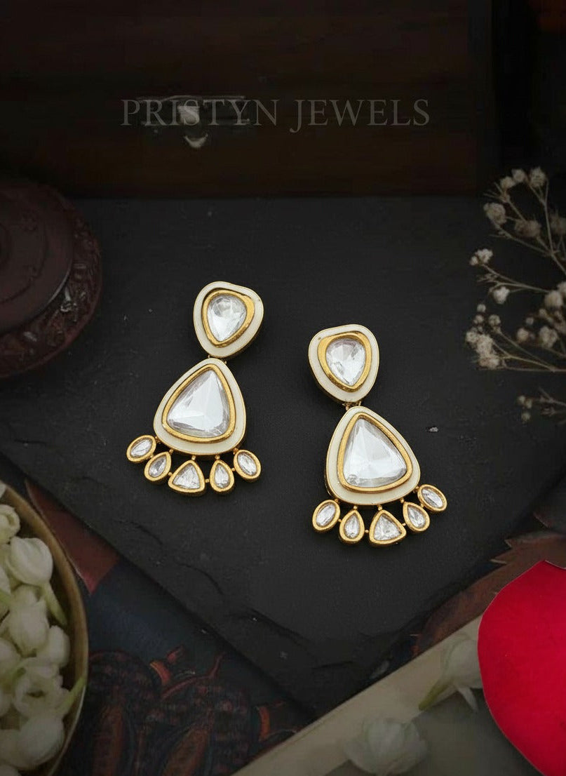 Ivory Diva Elegance