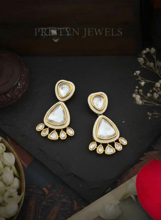 Ivory Diva Elegance