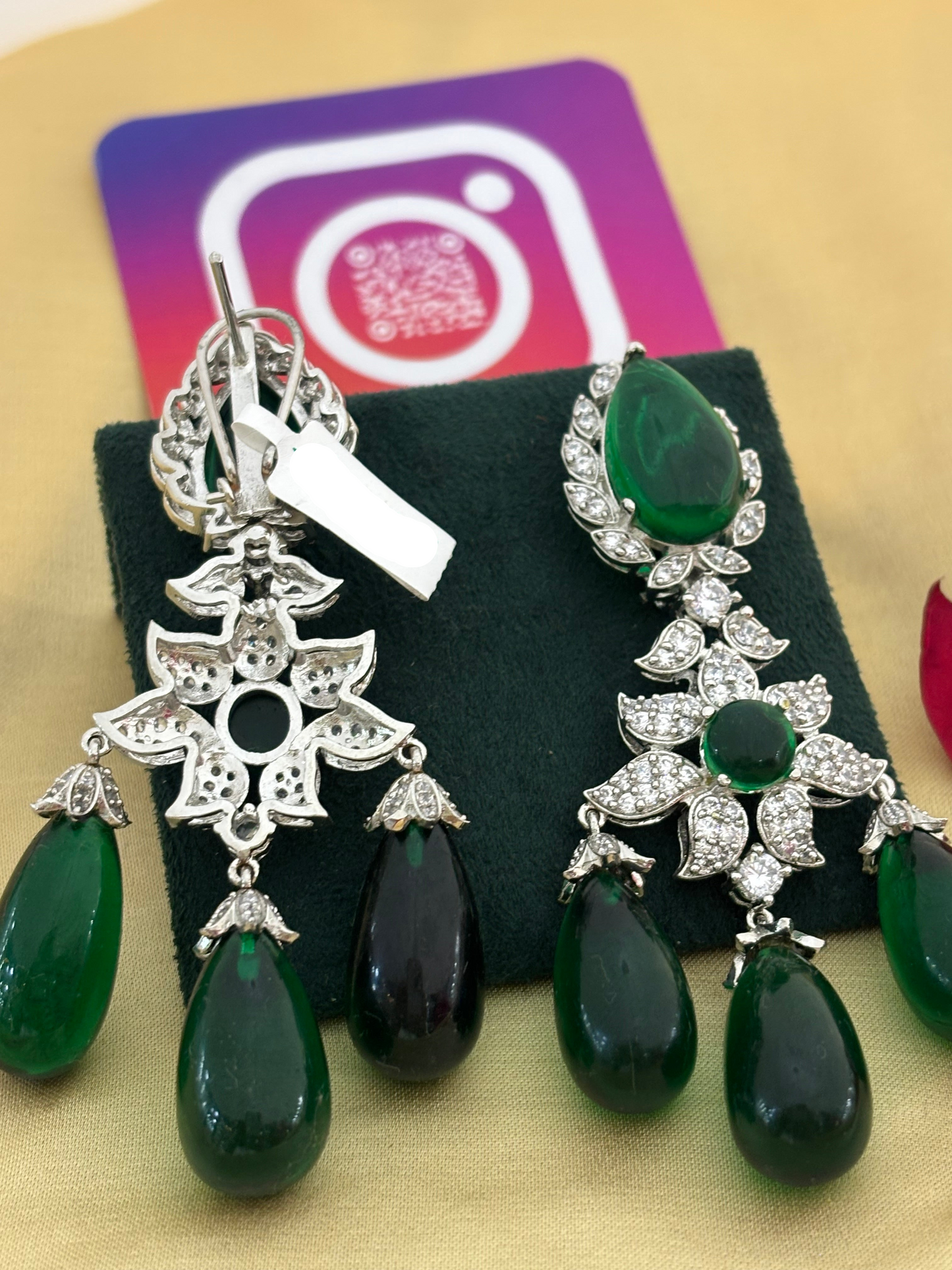 Elegant Emerald Drops