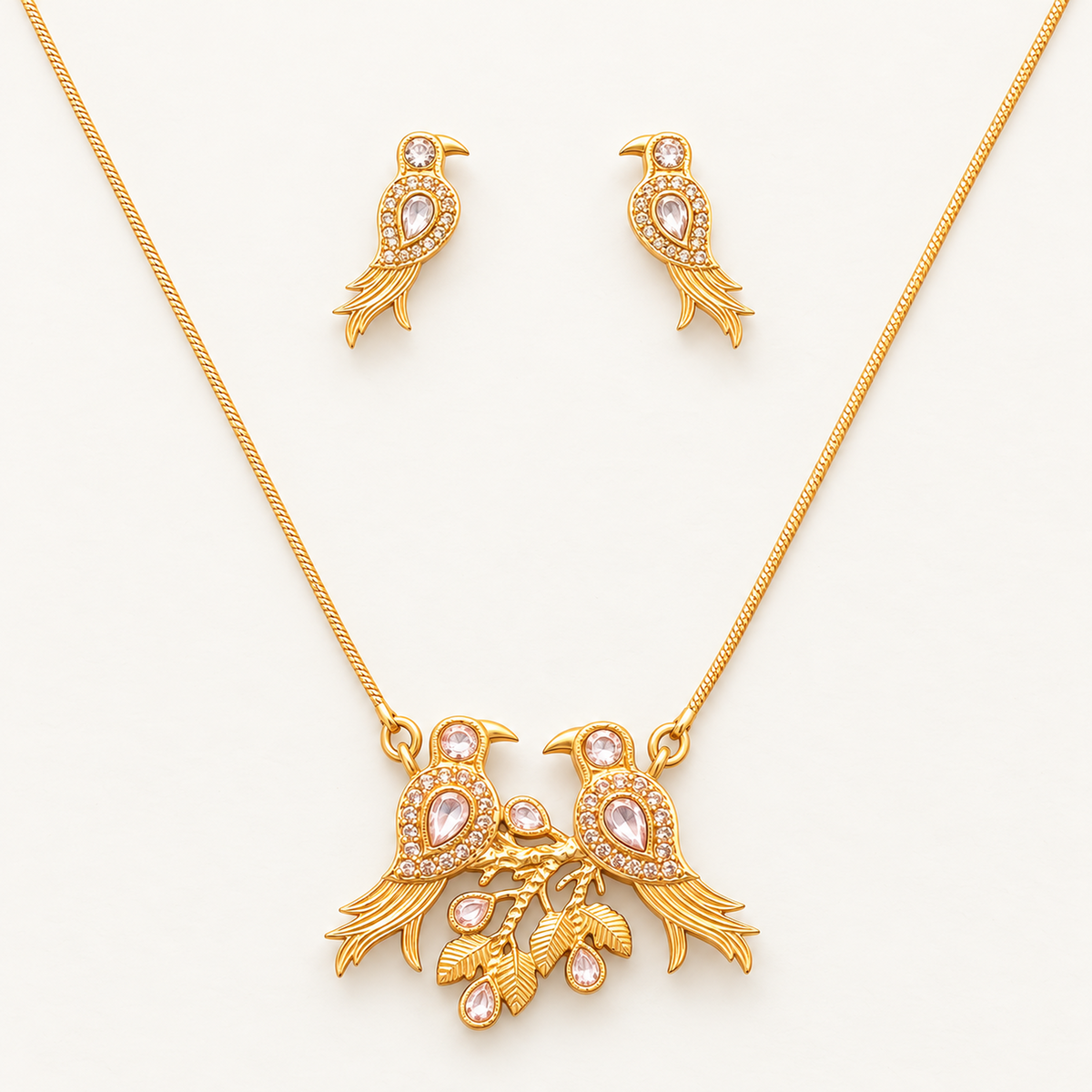 Golden Pakshi Pendant Set jewellery product view