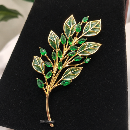 Verdant Leaf Brooch