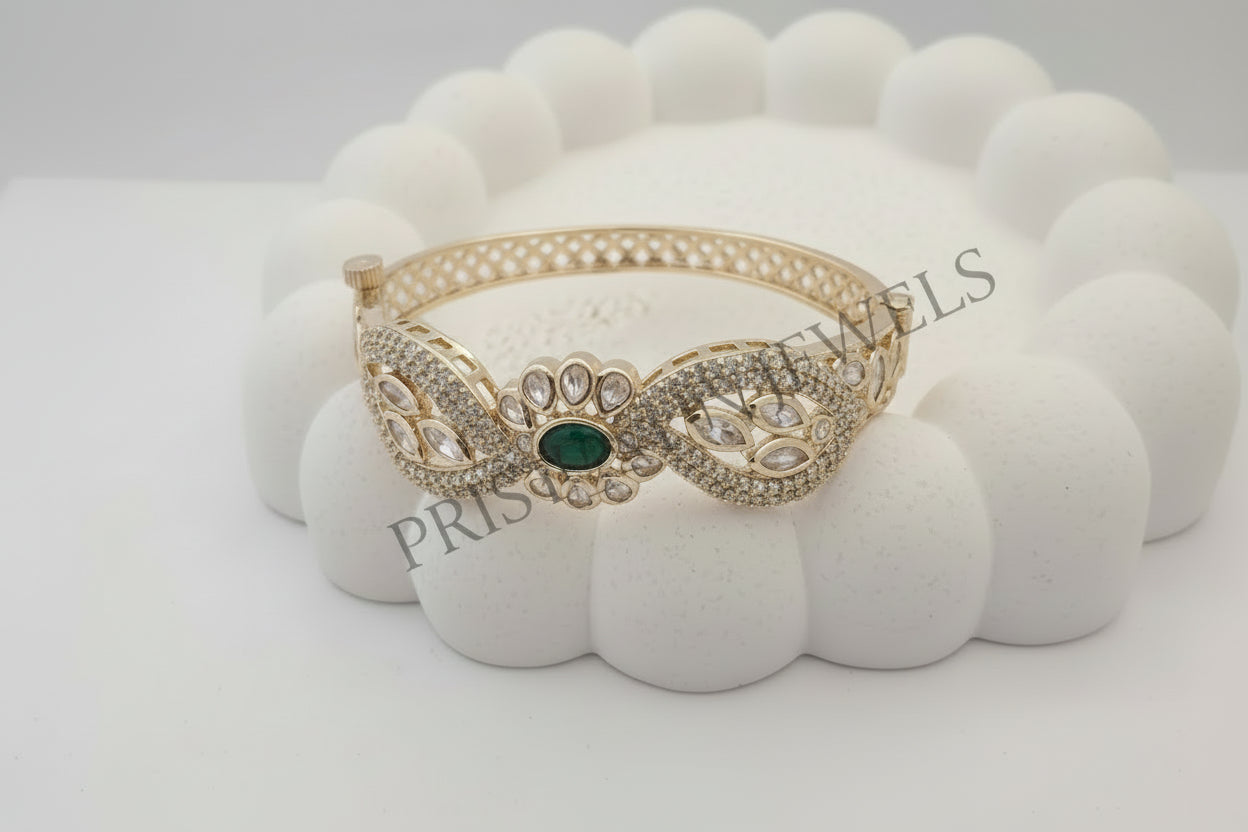 Emerald Floral Kada
