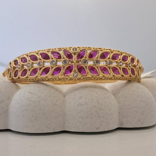 Ruby Leaf Kada