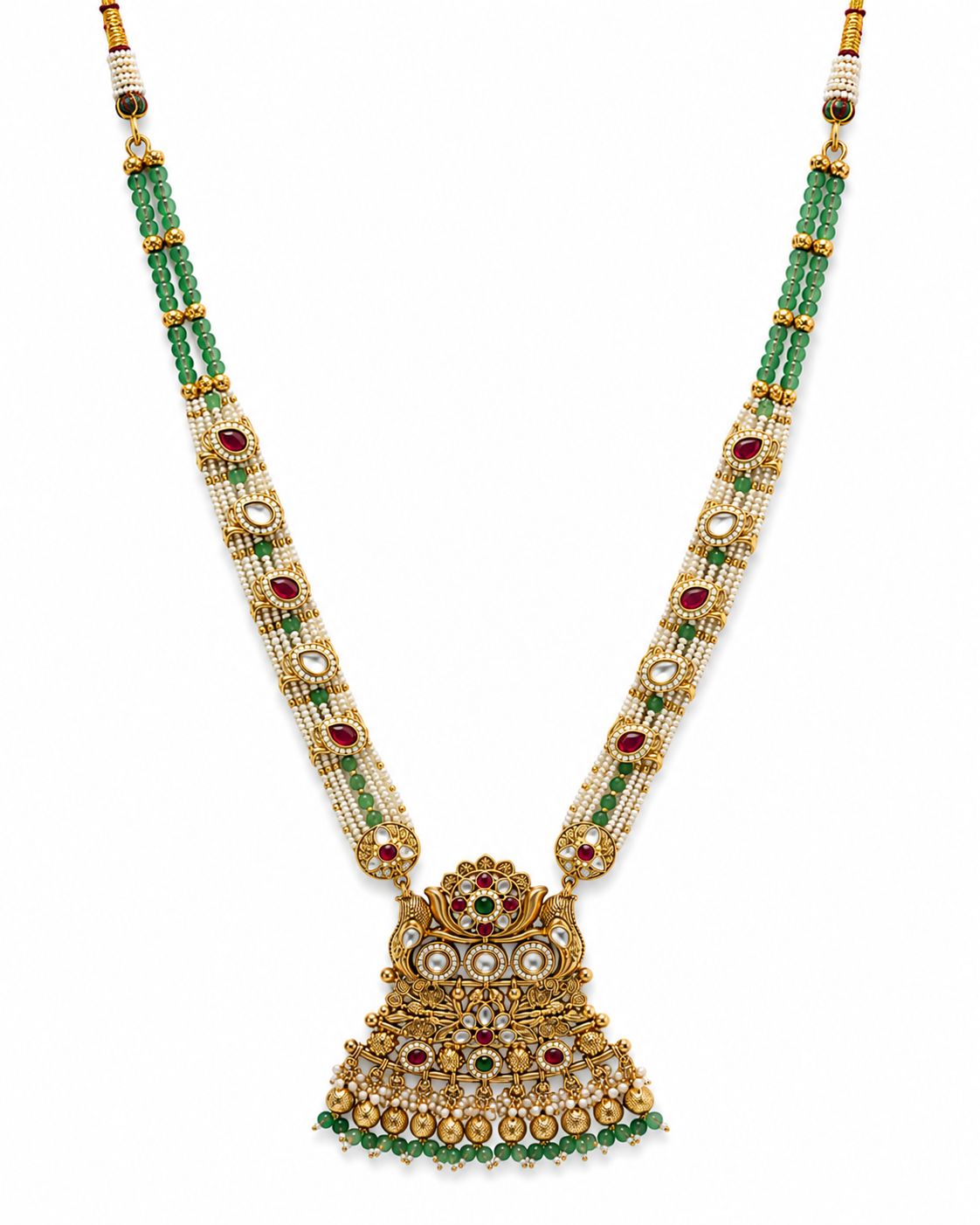 Heritage Kundan long haar necklace with emerald green beads, pearl detailing and an intricate statement pendant. Perfect for weddings, festive occasions, sarees and lehengas.